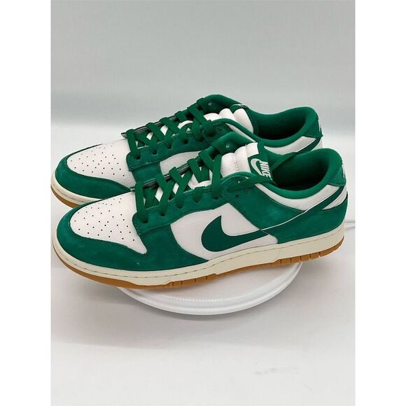 Nike Dunk Low SE 'Malachite Gum' not the same as you see in stores - Picture 5 of 16
